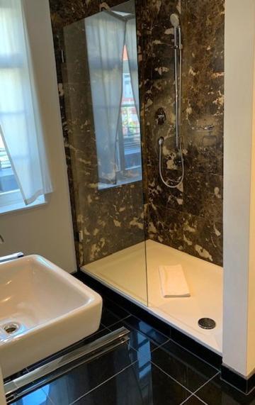 Weinhotel Eltvinum Eltville am Rhein Luaran gambar